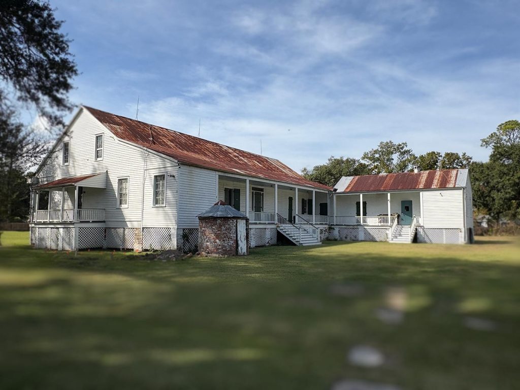 Back of Woodland Plantation main building